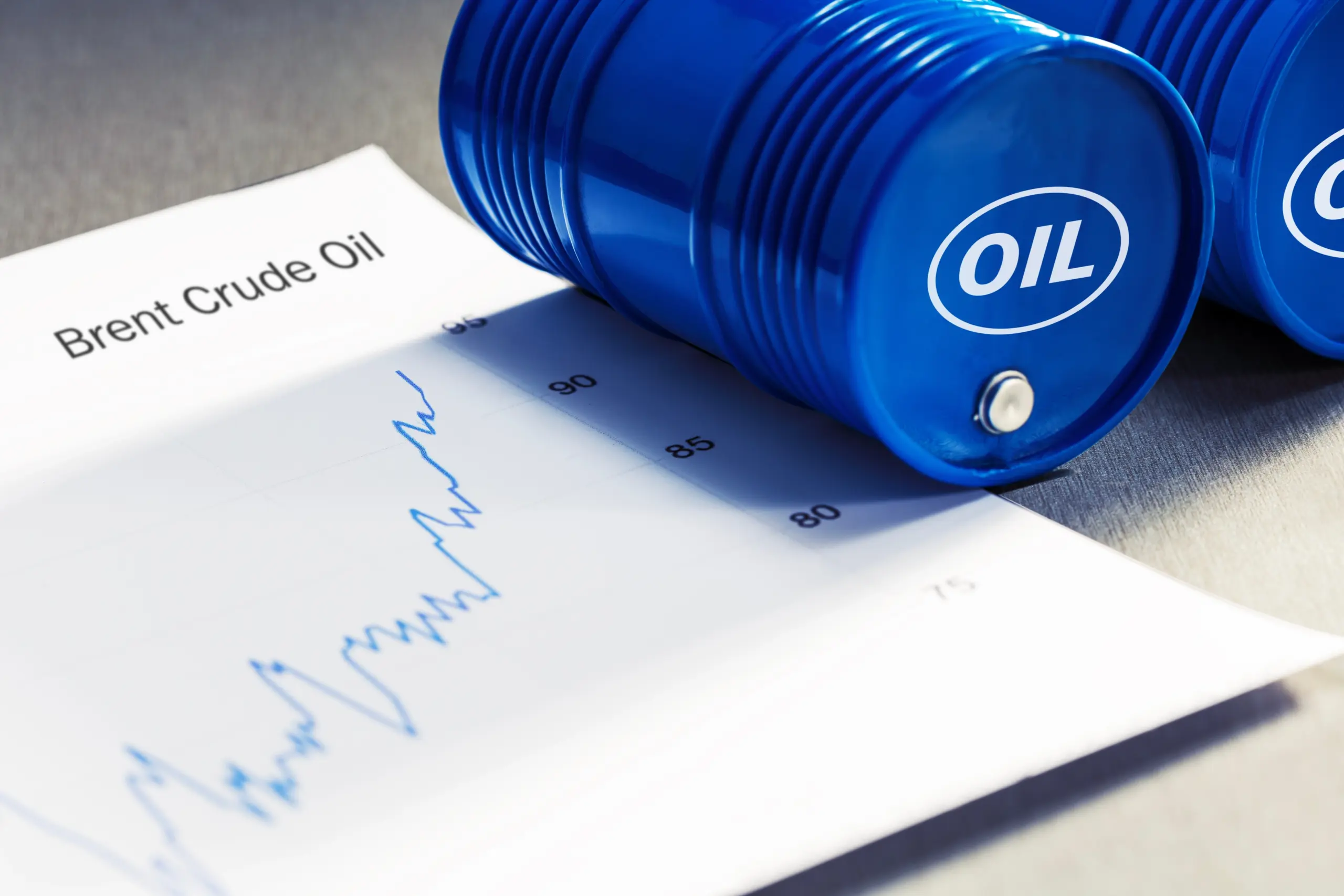 Brent Crude Holds Above $77 as Tensions Resurface in Middle East