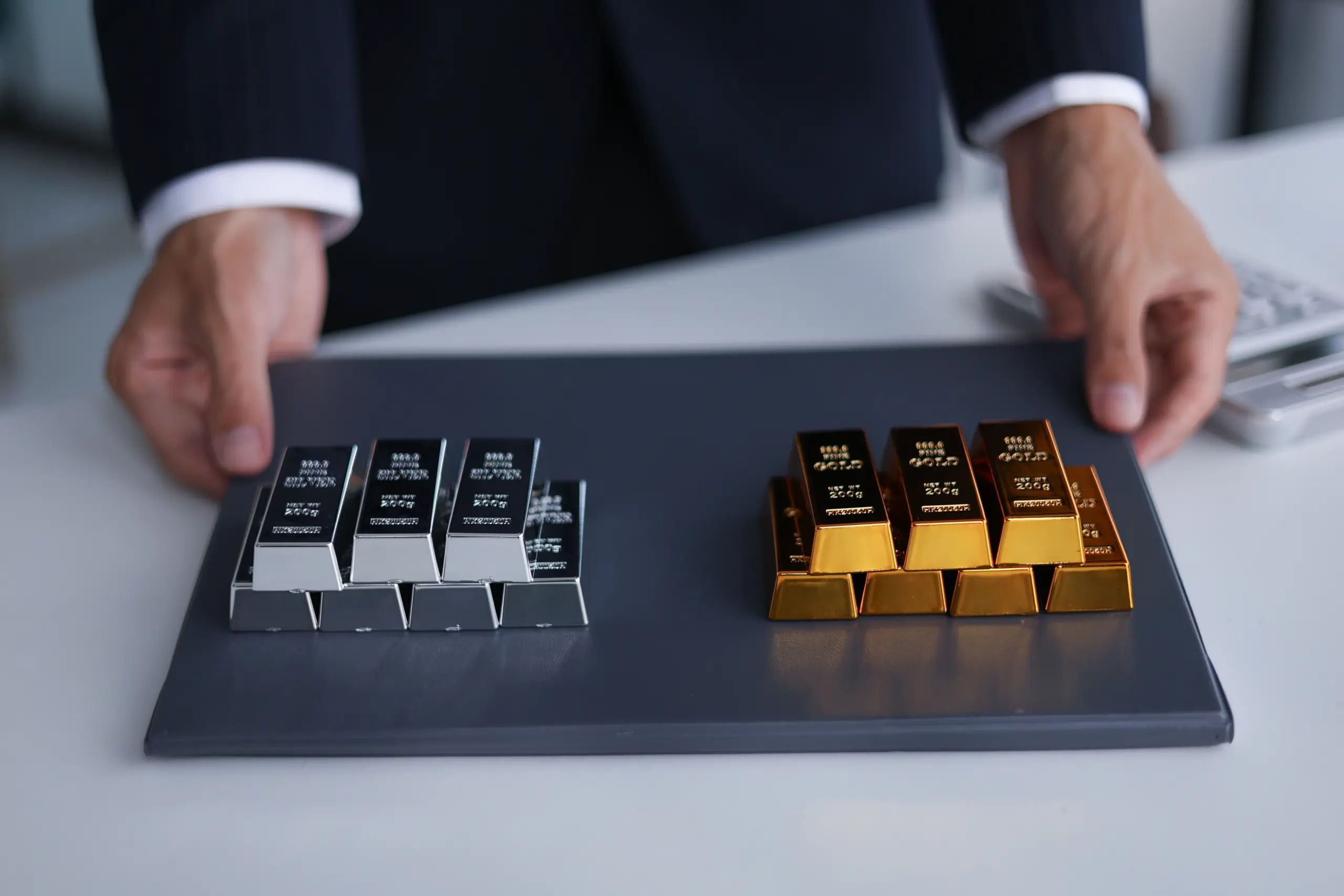 Gold vs Silver: What's the Difference for Investors?